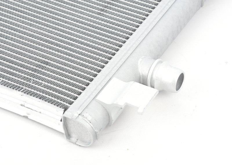 F90/F91 радиатор передний