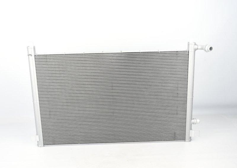 F90/F91 радиатор передний