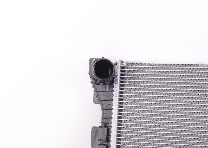 F32 440 радиатор