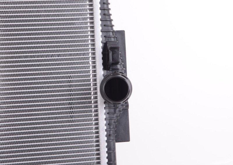 F32 440 радиатор