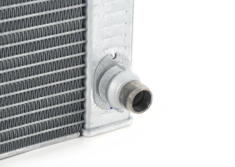 G30/G11 радиатор Вынесенный