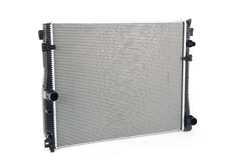 G20 Радиатор охлаждающей жидкости B58 40i