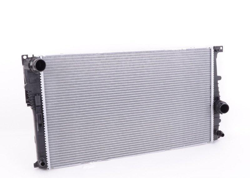 F20/F30 радиатор