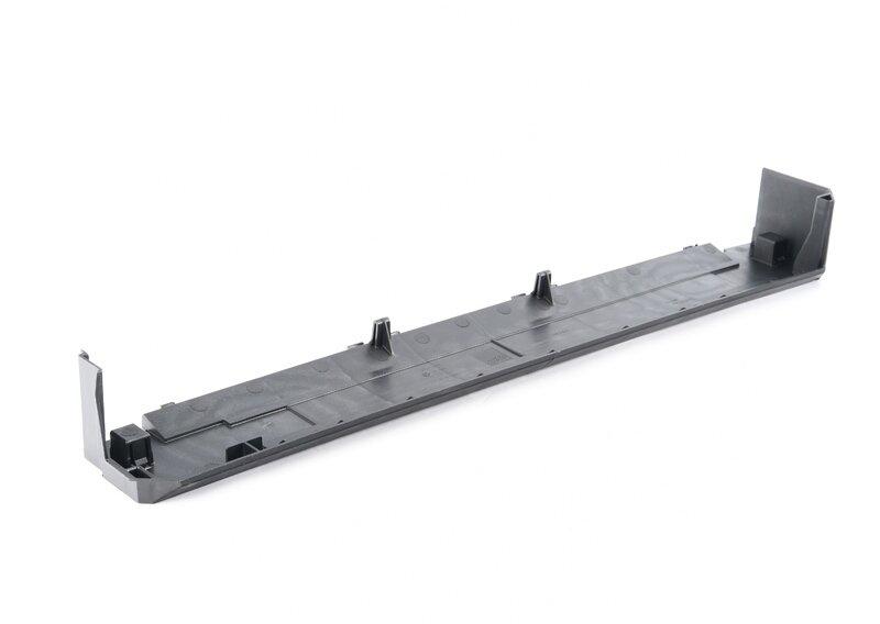 G05/G06/G07 нижняя панель радиатора