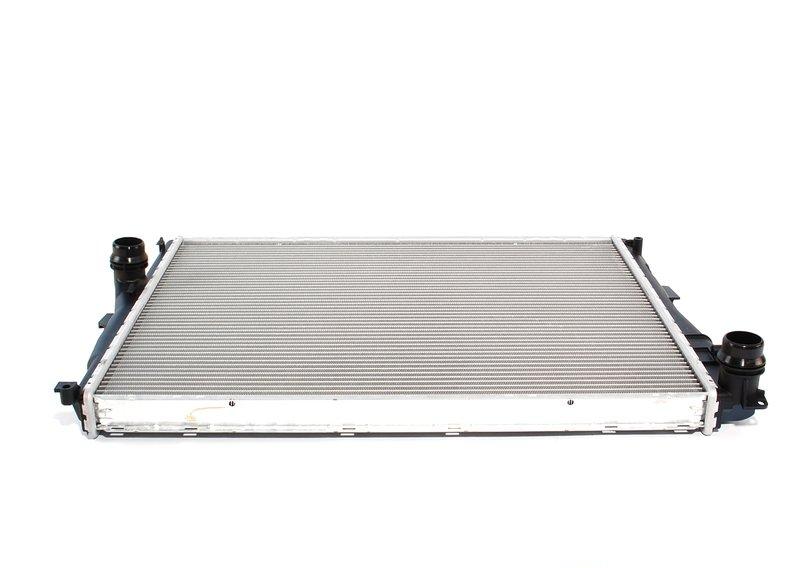 E46/E86/E85 Радиатор охлаждающей жидкости