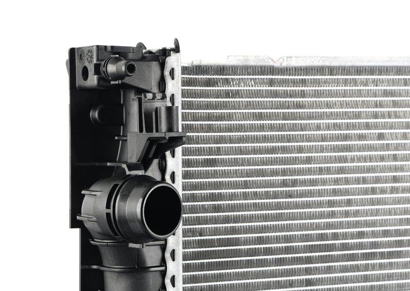 G01 M40ix радиатор