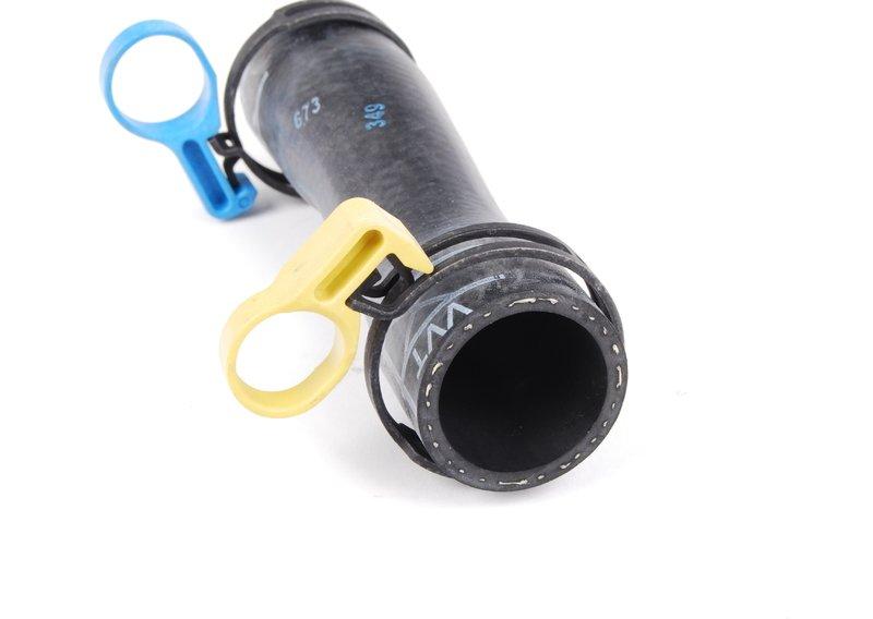 Шланг системы охлаждения