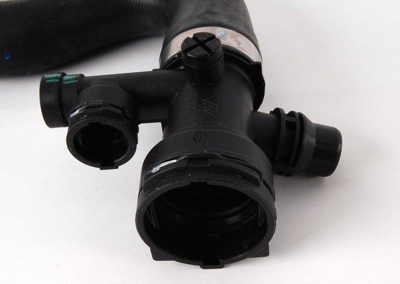 Шланг системы охлаждения