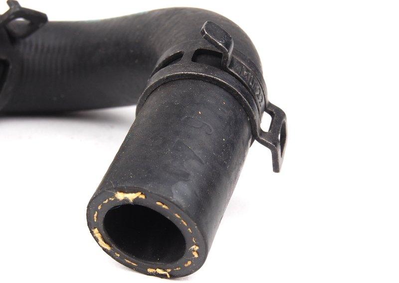 Шланг системы охлаждения