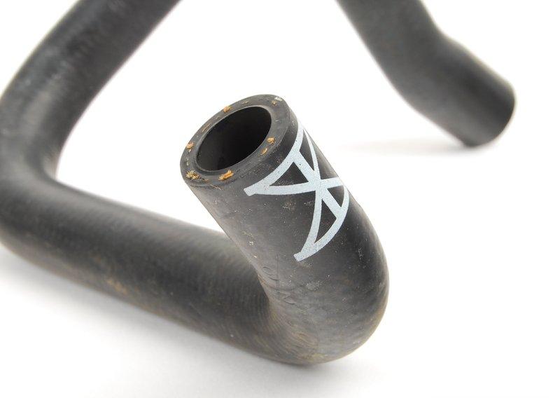 Шланг системы охлаждения