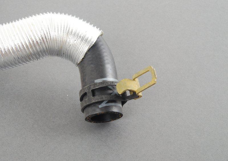 Шланг системы охлаждения