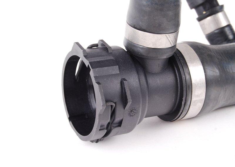 Подводящий шланг