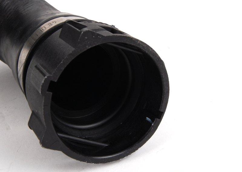 Шланг системы охлаждения