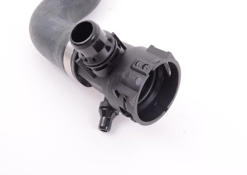 Шланг системы охлаждения