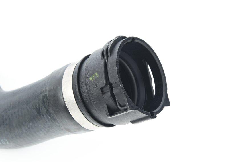 Шланг системы охлаждения