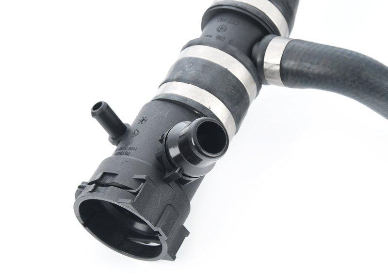 Шланг системы охлаждения