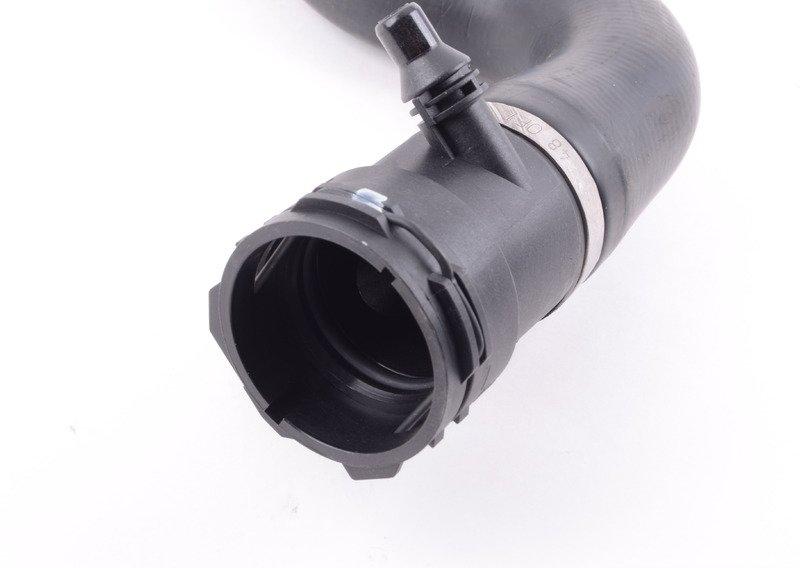 Шланг системы охлаждения