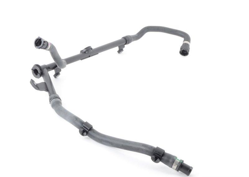 Патрубок системы охлаждения