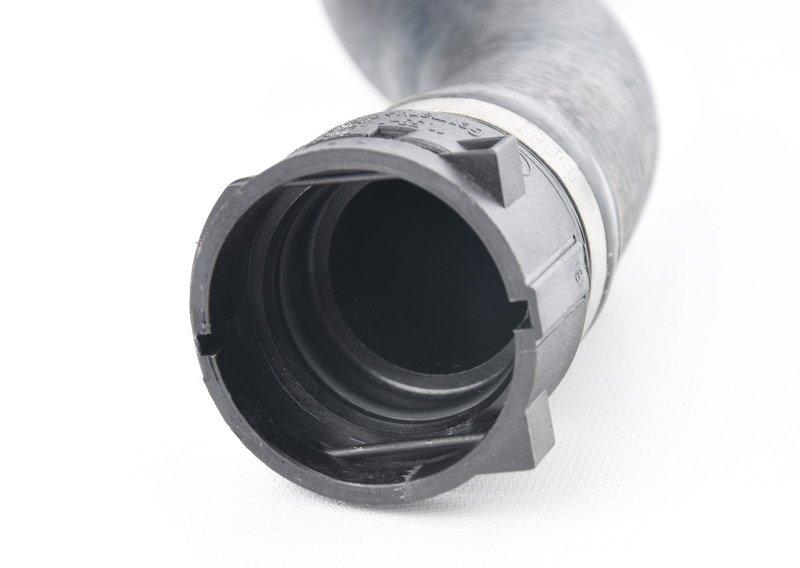 Шланг системы охлаждения