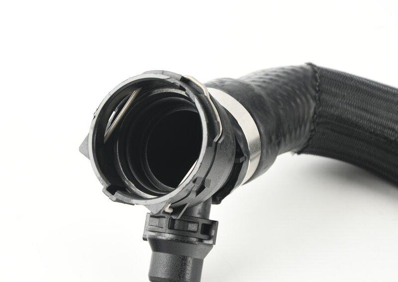 Шланг системы охлаждения