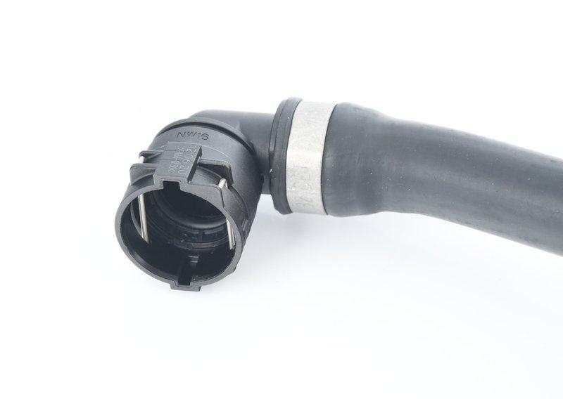 Шланг электр. насоса охлаждающей жидкост B58B G05 G06 G07