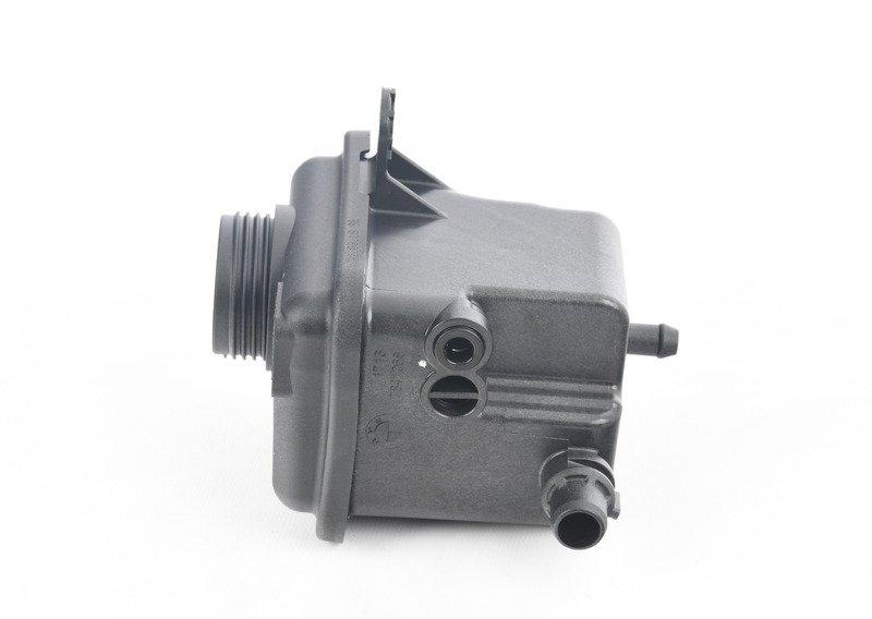 Бачок охлаждающей жидкости