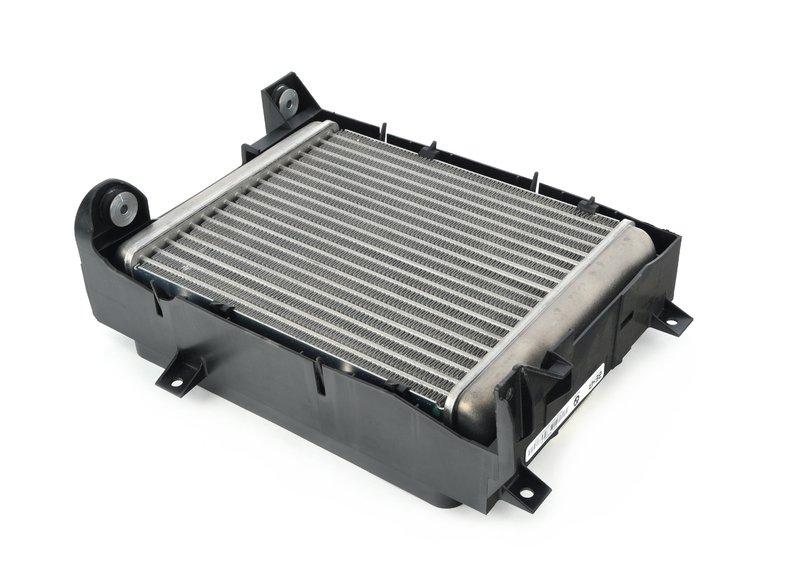 F85/F86 масляный радиатор