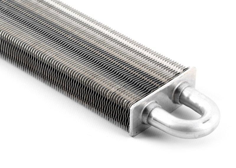 F85/F86 Радиатор моторного масла