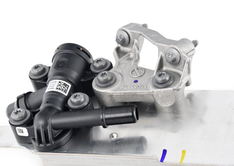 Радиатор охлаждения масла КПП