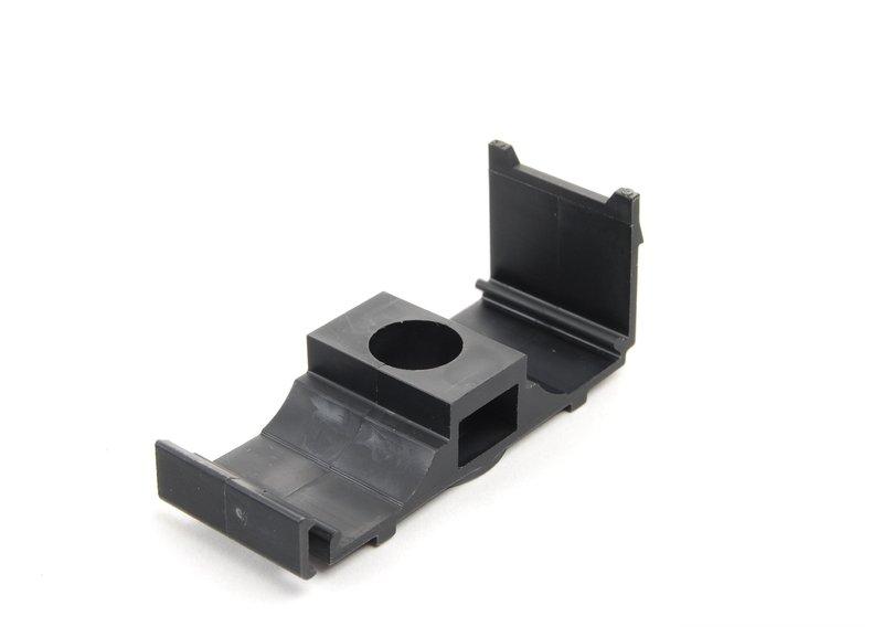 Держатель трубопровода масл.радиатора