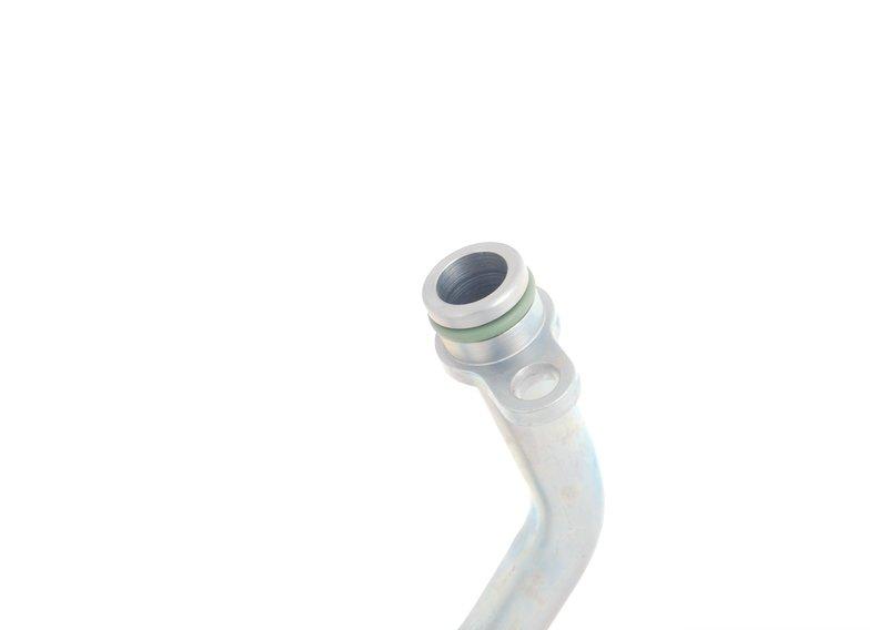 Отводящ.трубопр.радиат.охл.масла в двиг