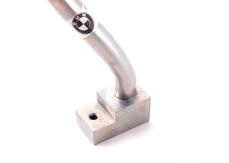 Отводящ.трубопр.радиат.охл.масла в двиг