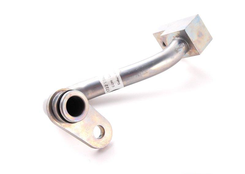 Отводящ.трубопр.радиат.охл.масла в двиг