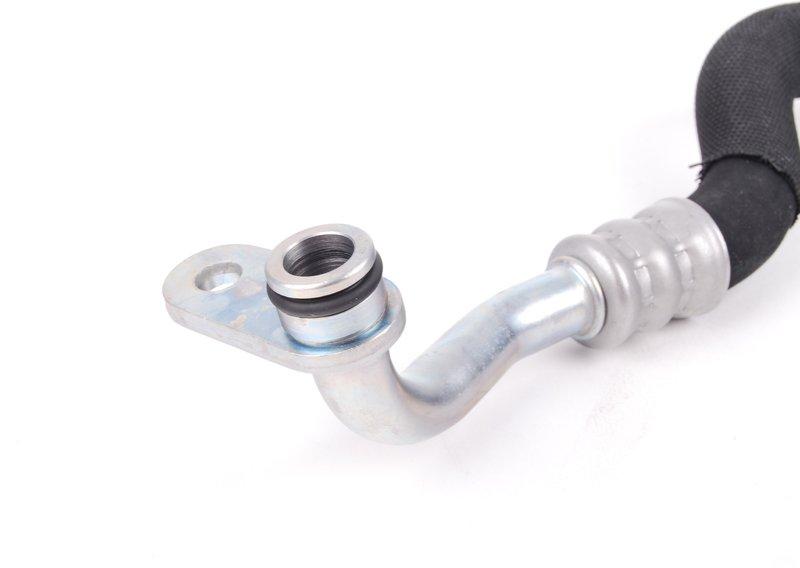 Отводящ.трубопр.радиат.охл.масла в двиг