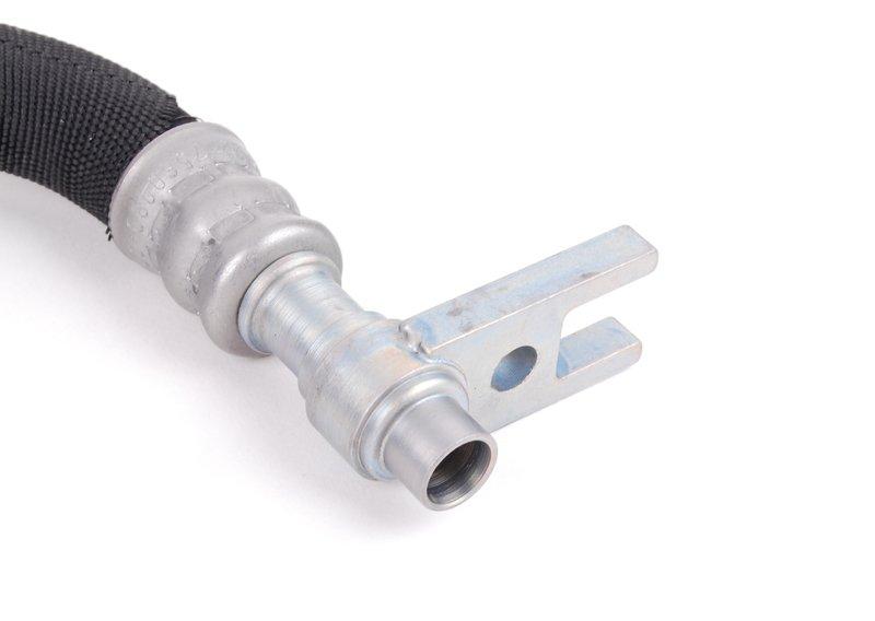 Отводящ.трубопр.радиат.охл.масла в двиг