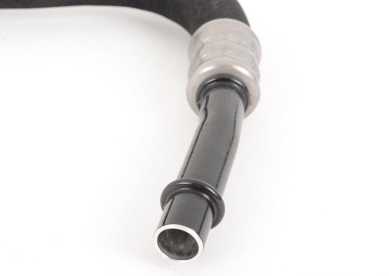 Отводящ.трубопр.радиат.охл.масла в двиг