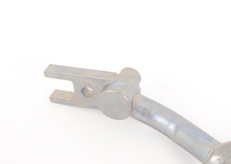 Отводящ.трубопр.радиат.охл.масла в двиг