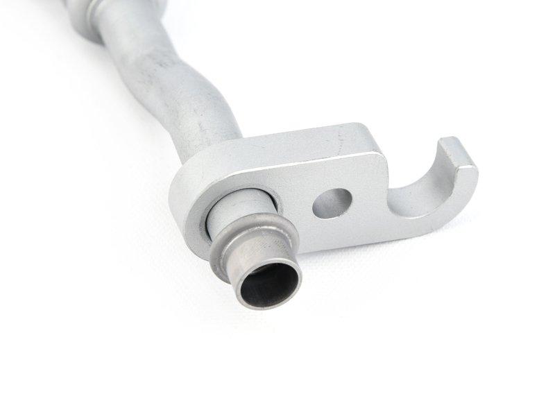 Отводящ.трубопр.радиат.охл.масла в двиг