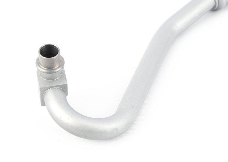 Отводящ.трубопр.радиат.охл.масла в двиг