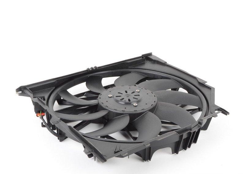 Кожух вентилятора с вентилятором