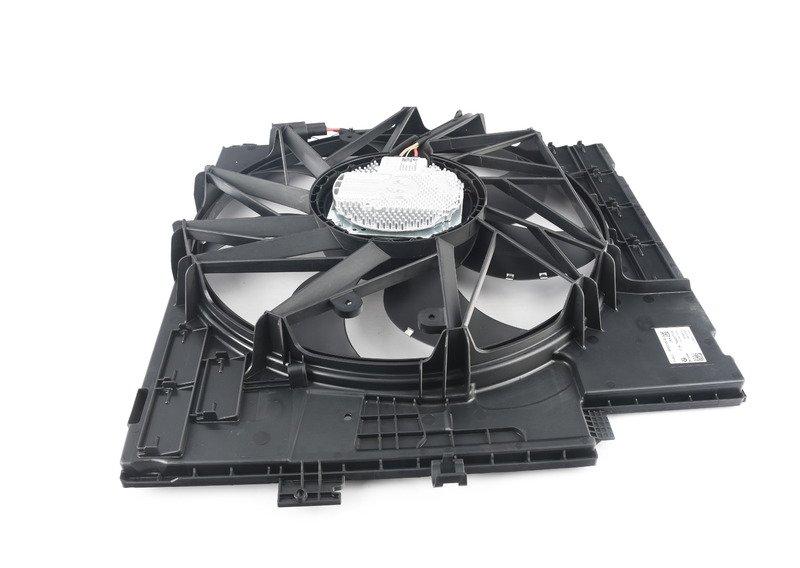 Кожух вентилятора с вентилятором