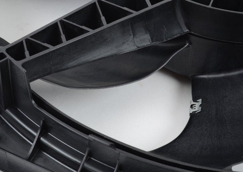 Кожух вентилятора с вентилятором