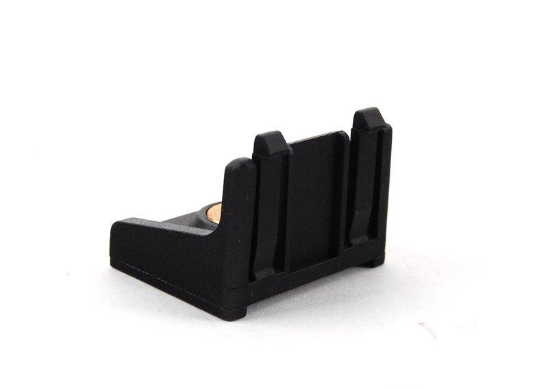 Кронштейн масляного радиатора