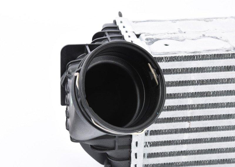 Охладитель наддувочного воздуха