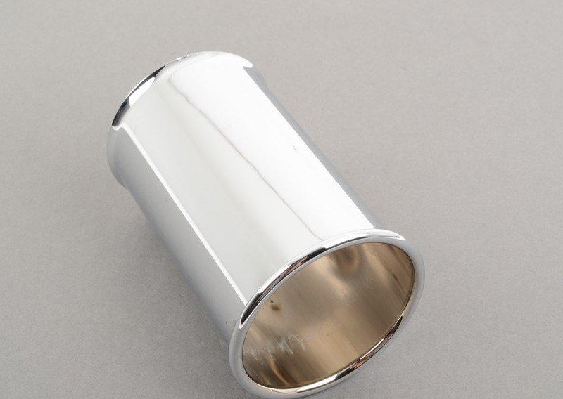 Насадка на выпускную трубу