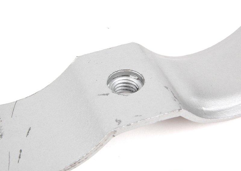 хомут крепления приемной трубы