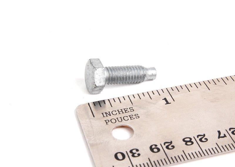 Болт с шестигранной головкой