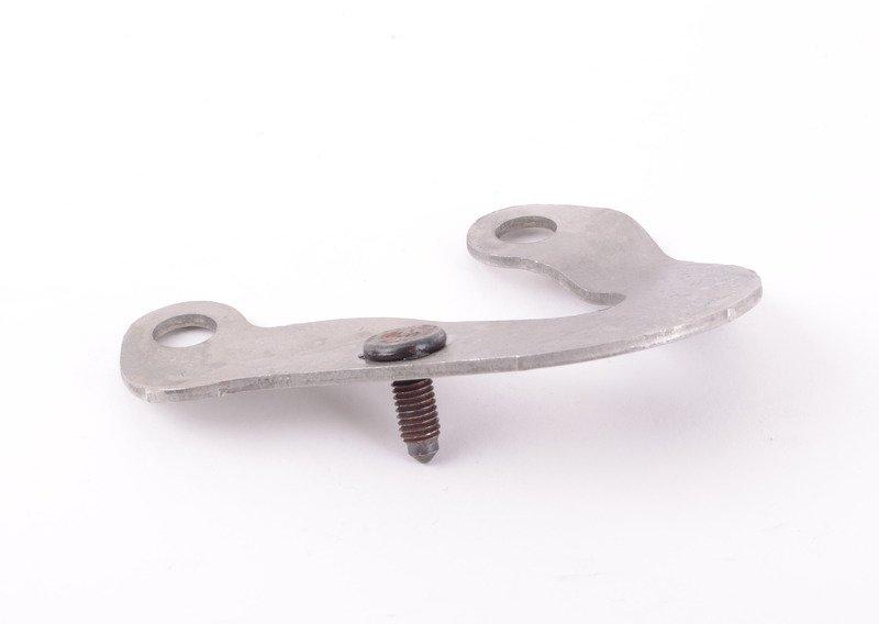 Держ.располож.рядом с двиг.катализатора