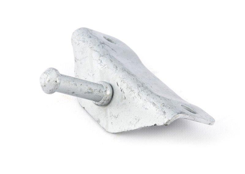 Кронштейн заднего глушителя Л