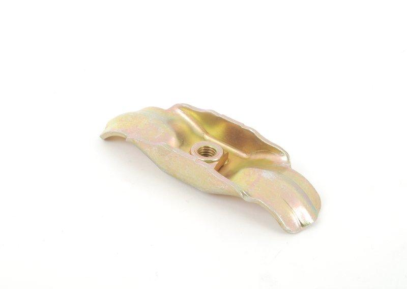 Хомут крепления трубки